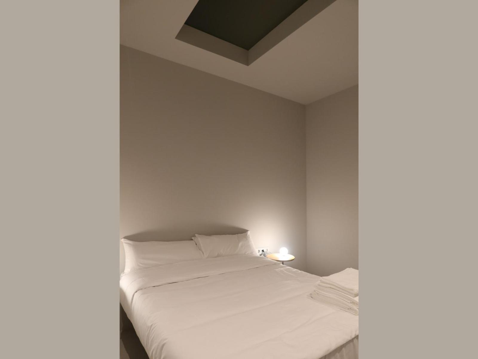 Nuit Hotel Valenza Esterno foto